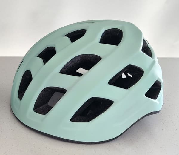 Cykelhjelm voksen med lys mintgrøn L Cykelhjelm voksen med lys mintgrøn L