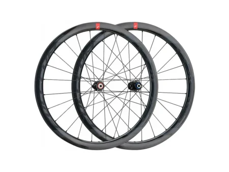 Fulcrum Wind 40 Road Rim hjulsæt Carbon 700c 40mm fælg og Shimano HG 11 gears body