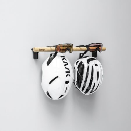 Tons Bar B til to hjelme og to par cykelbriller smoked oak